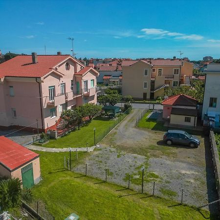 Casa Vacanze Ferrando Daire Pietra Ligure Dış mekan fotoğraf