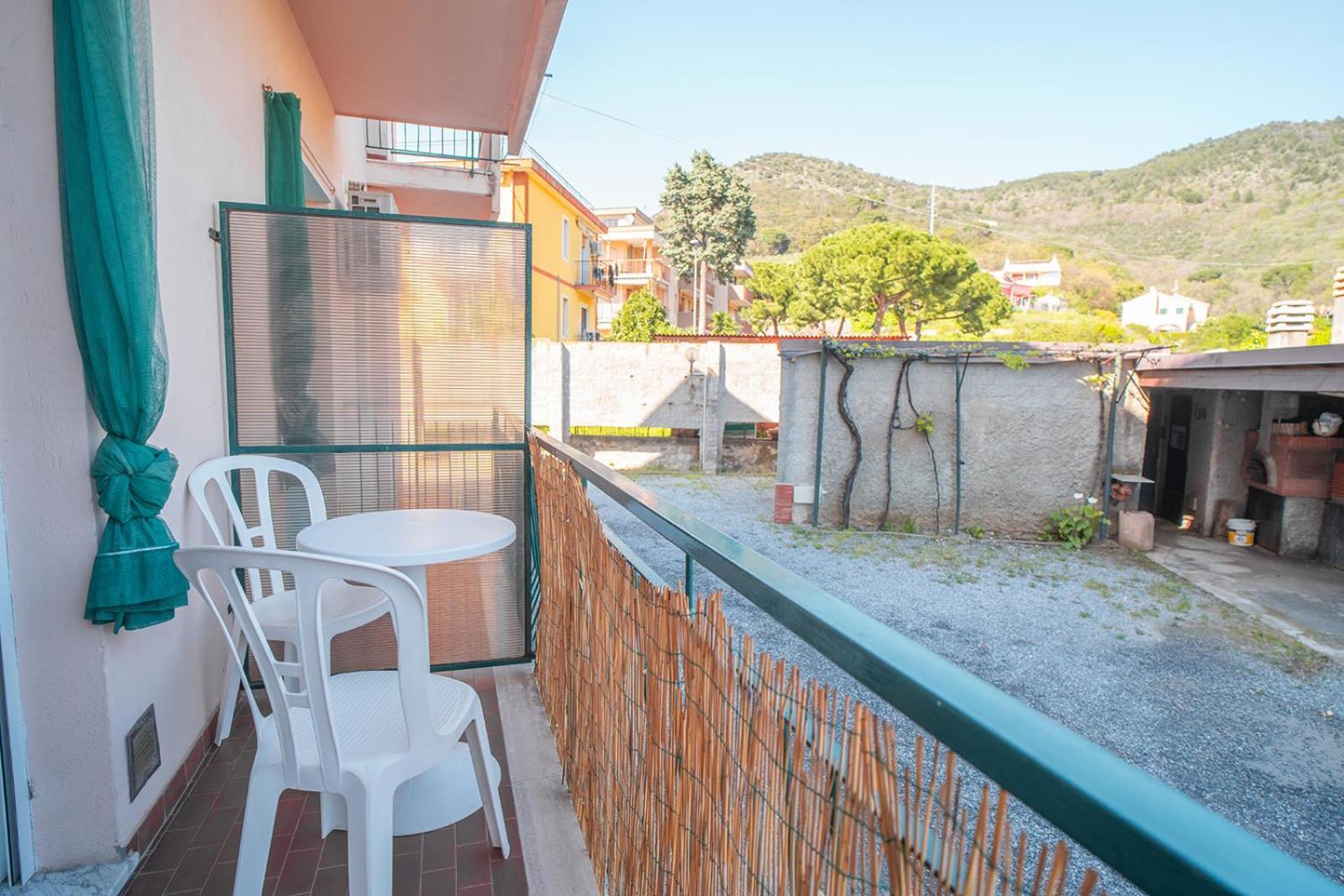 Casa Vacanze Ferrando Daire Pietra Ligure Dış mekan fotoğraf